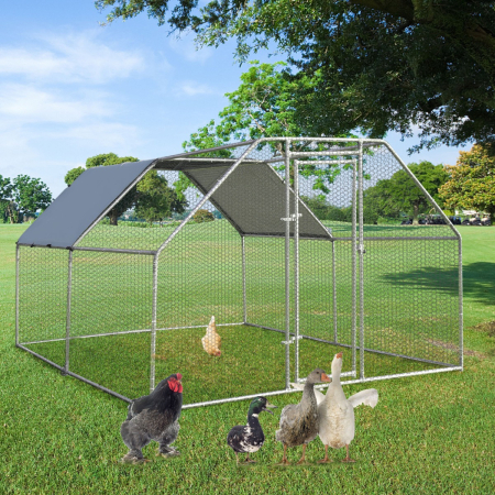 Large Chicken Coop with Plastic Coated Hexagonal Wire Mesh
